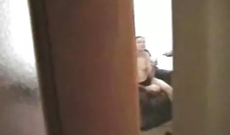 انگشتان لاف کس کیرفیلم را می زند و ویکتوریا را می خورد