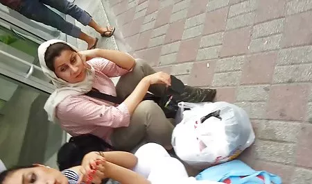 دختران جوان و کیردرداخل کس متکبر
