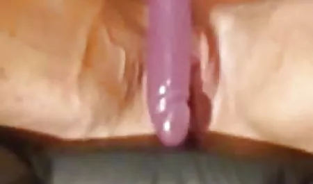 دست خود را روی مچ خود فشار داده و حرکت عكس كير توكس کنید
