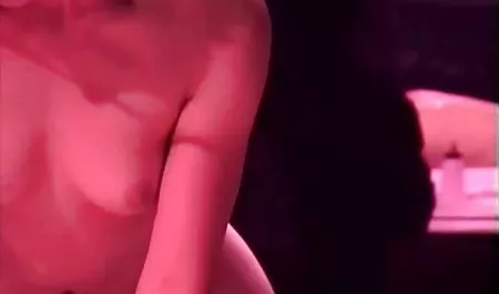آنها یک مرغ عكس كوس وكون مرده را شلیک کردند